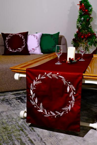 Gambar Soulmate Christmas Collection Sarung Bantal Cushion / Table Runner - Maroon putih, Runner 1,5 M dari SoulmateBedsheet undefined Tokopedia