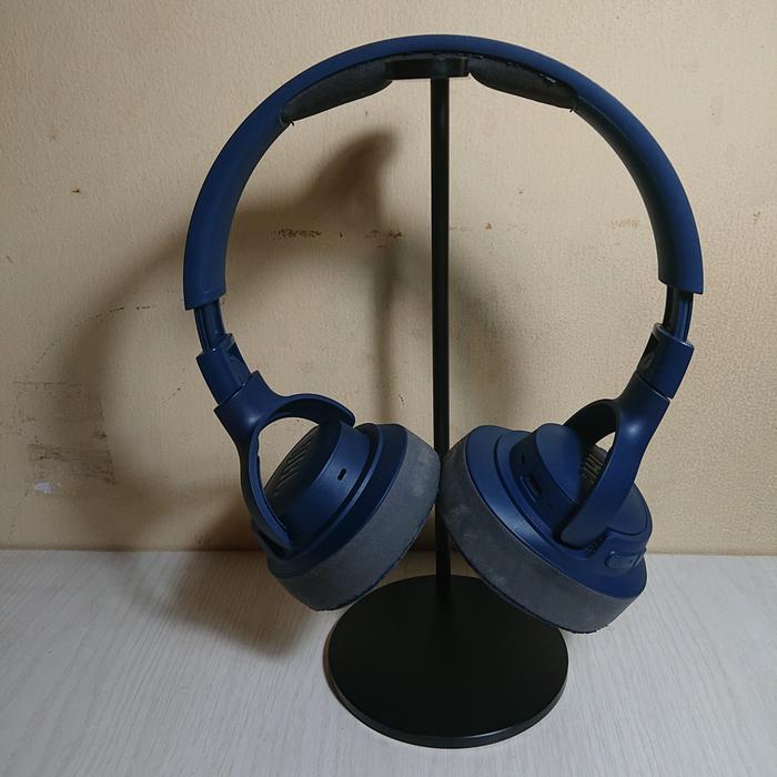 Gambar headphone bluetooth jbl tune 710bt dari gunclaguncla undefined Tokopedia