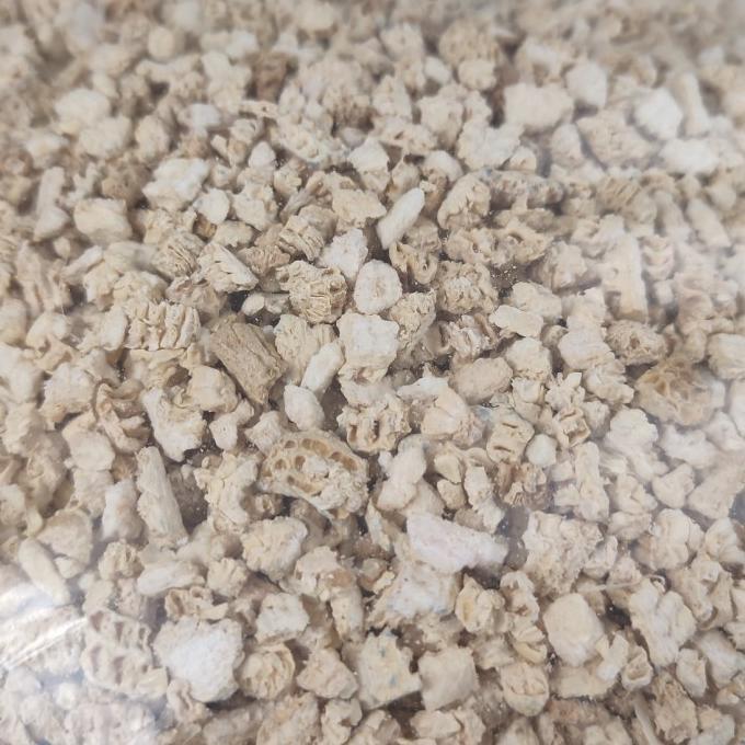 Gambar Corn Cob Alas Kandang Substrate Bedding Hewan Reptil / cacahan kasar dari dianabianka332 undefined Tokopedia