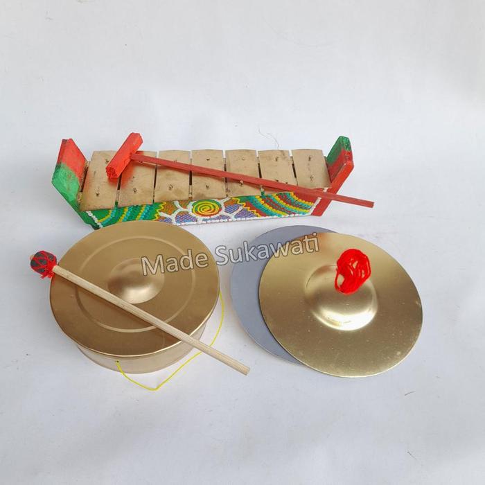 Gambar ORIGINAL Alat musik gamelan mini 30cm gong cengceng kendang khas bali - Paket 3 item dari taremi shoop undefined Tokopedia