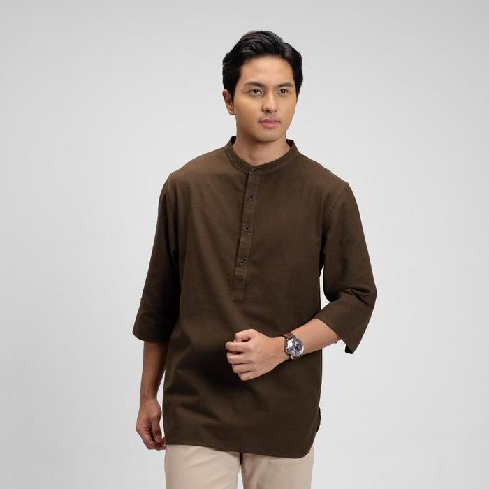 Gambar Terbaru Zafar Kemeja Koko Rami Basic Polos Pria Colors - COFFEE, L dari JAJANG SELLER undefined Tokopedia