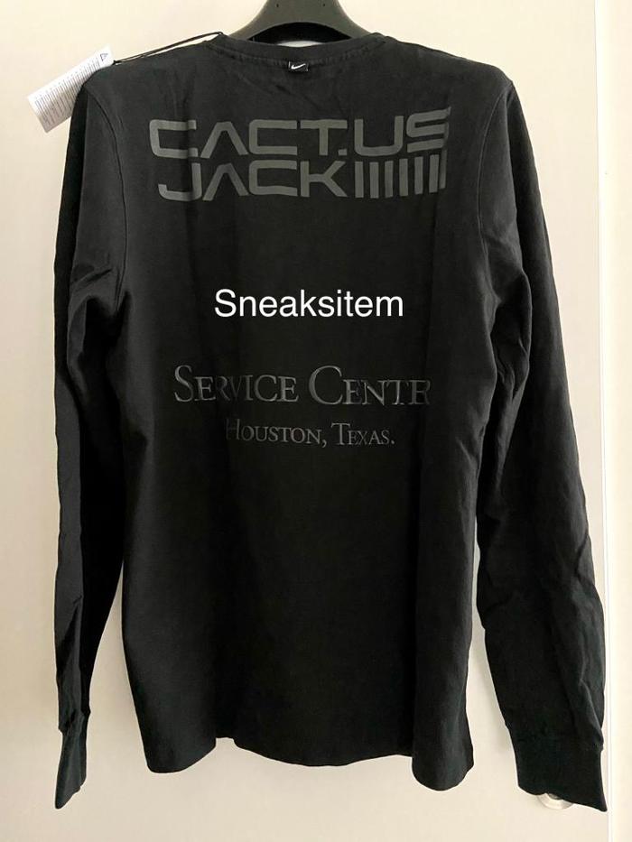 Gambar Kaos Tshirt Nike x Travis Scott Cactus - Black - Size L dari Sneaksitem undefined Tokopedia