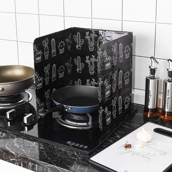 Gambar Pelindung Penutup Kompor Anti Cipratan Minyak Tahan Api Udara Angin - Hitam dari MelV Dot Com undefined Tokopedia