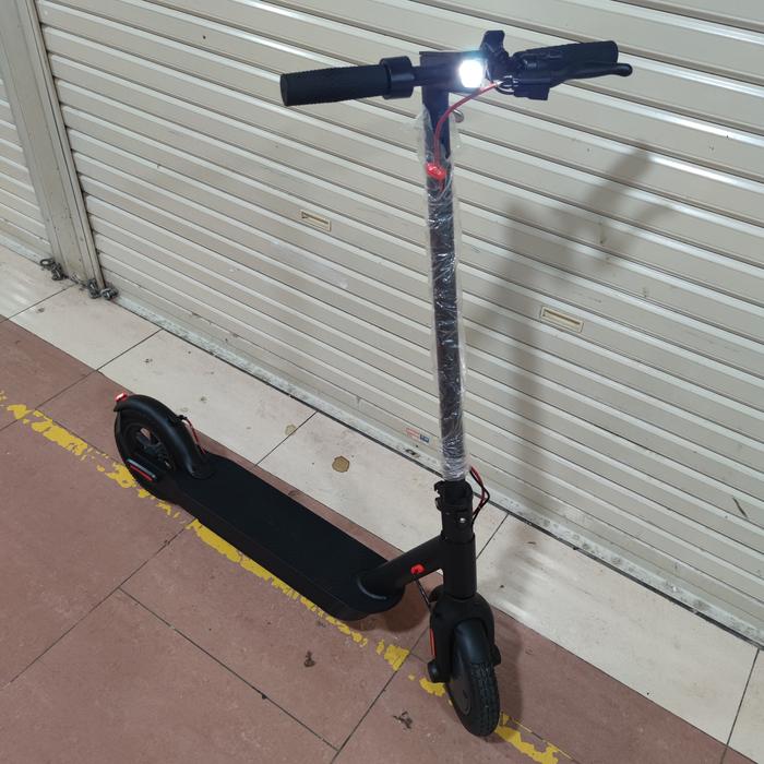 Gambar Skuter Listrik Lipat Digital Scooter Elektrik Lipat - Hitam 10inch dari Zonamainan undefined Tokopedia