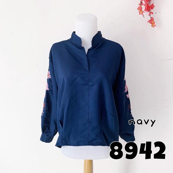 Gambar Baju atasan blouse kerja kantor fashion cewek wanita murah -8942 - Navy LD 102cm dari ladysstuff undefined Tokopedia