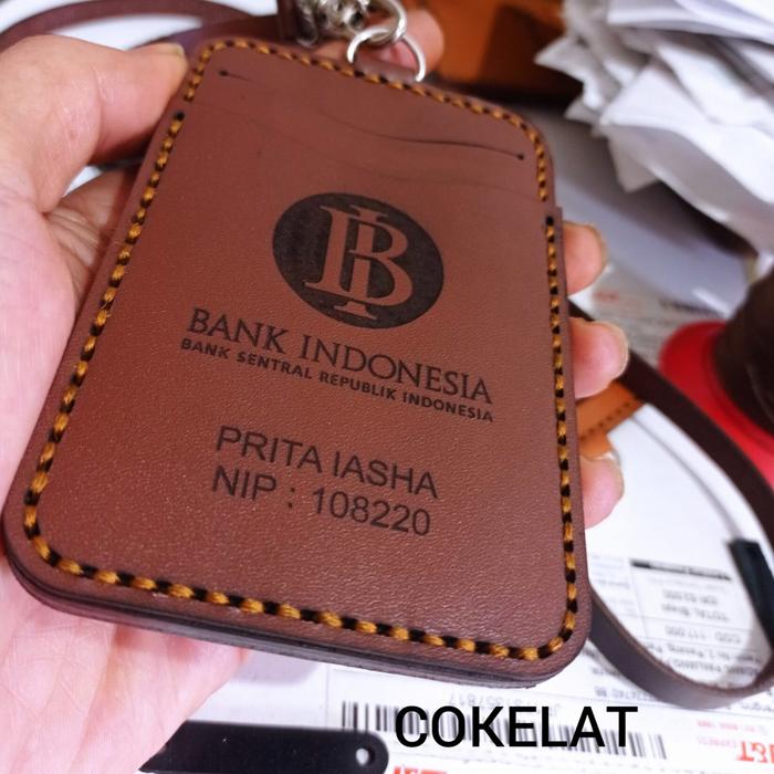 Gambar ID CARD HOLDER , NAME TAG BANK BNI , ID CARD BANK BNI , LANYARD BUMN - Cokelat dari JM leatherShop undefined Tokopedia