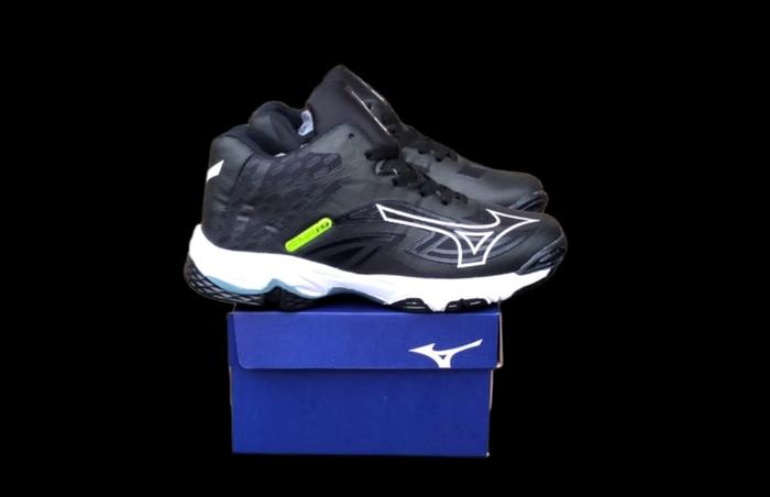 Gambar Sepatu pria sepatu volly mizuno wlz7 grade ori terlaris - 1, 40 dari Furqon_sporttation undefined Tokopedia