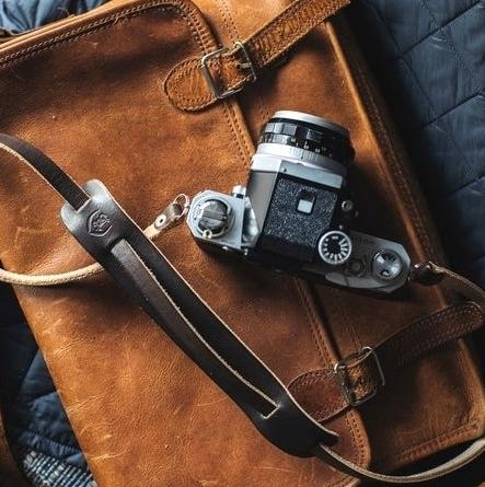 Gambar STRAP TALI KALUNG KAMERA KULIT SAPI ASLI HANDMADE WARNA HITAM - RING CONNECTOR, BROWN dari BMK-SHOP undefined Tokopedia