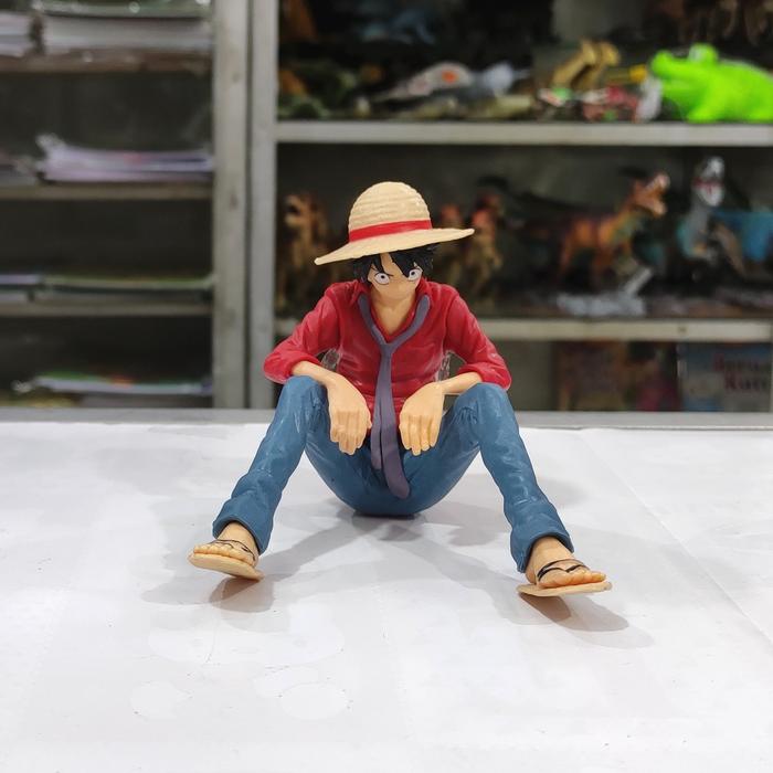 Jual Action Figure One Piece Monkey D Luffy Straw Hat Sitting Red Shirt ...