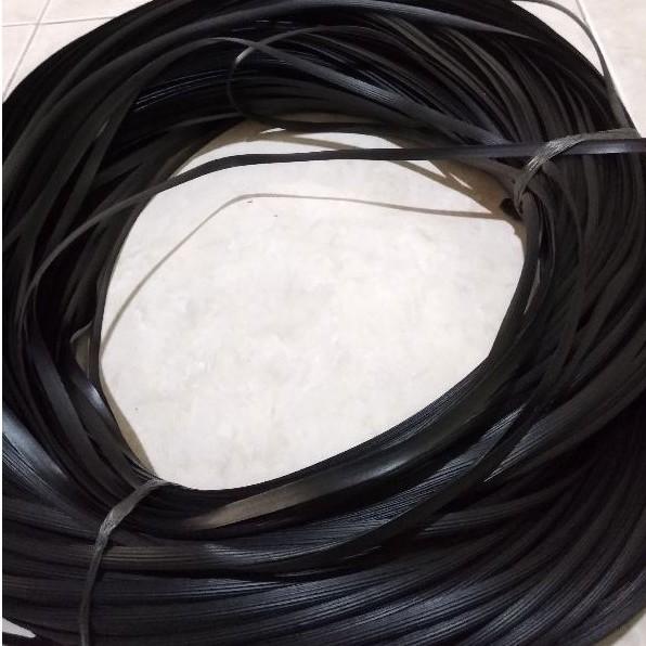 Gambar Bahan Rotan Sintetis Per 50 Meter Anyaman Rotan Murah - Hitam dari Semut Collection undefined Tokopedia