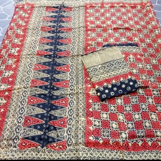 Gambar kain batik sarimbit viscose semi sutra cap tulis khas Cirebon jupri - a dari amanahbatikcirebon undefined Tokopedia