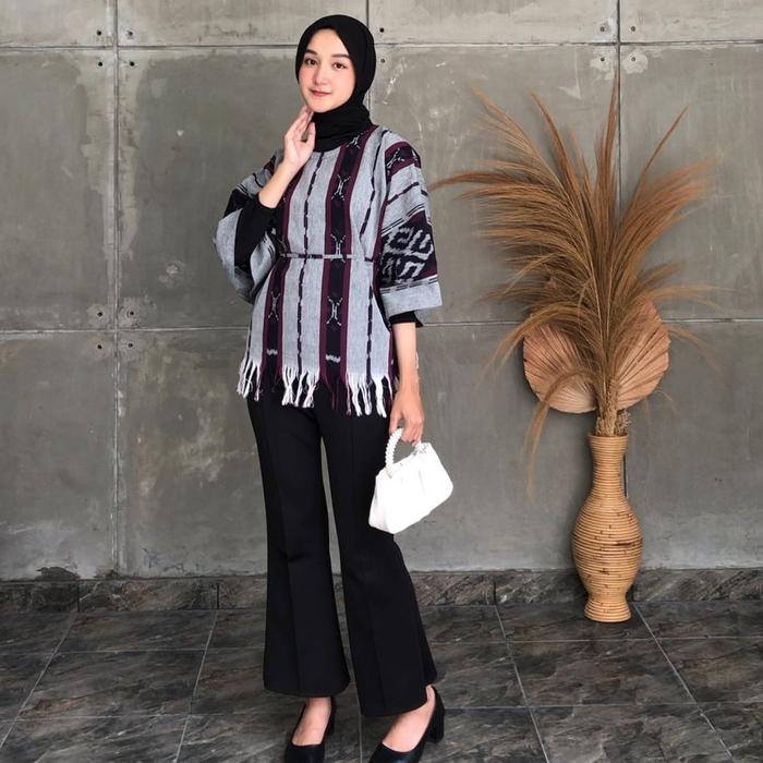 Gambar ( 4 Varian ) Baju tenun BLOUSE BATWING WANITA elegan kekinian - Febyna, XS dari Tenun Ahmad undefined Tokopedia