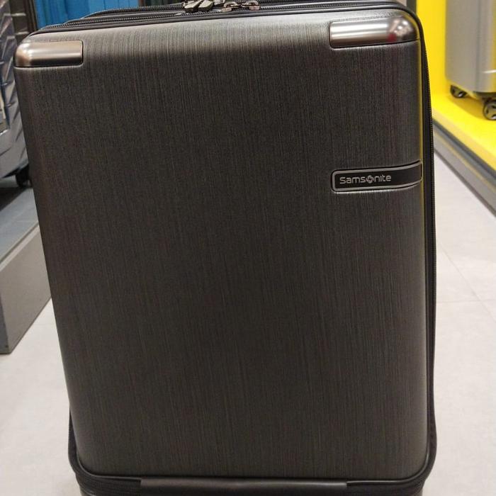 Gambar koper hardcase Samsonite Evoa original 20 inch cabin size laptop case - Hitam dari A & A bag collection undefined Tokopedia