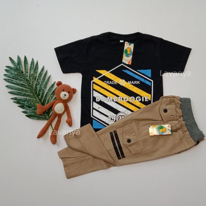 Gambar Baju Setelan Jeans Panjang Anak Kaos Distro Baju Dan Celana Levis - Hitam, 1-2th dari askanah_havika undefined Tokopedia