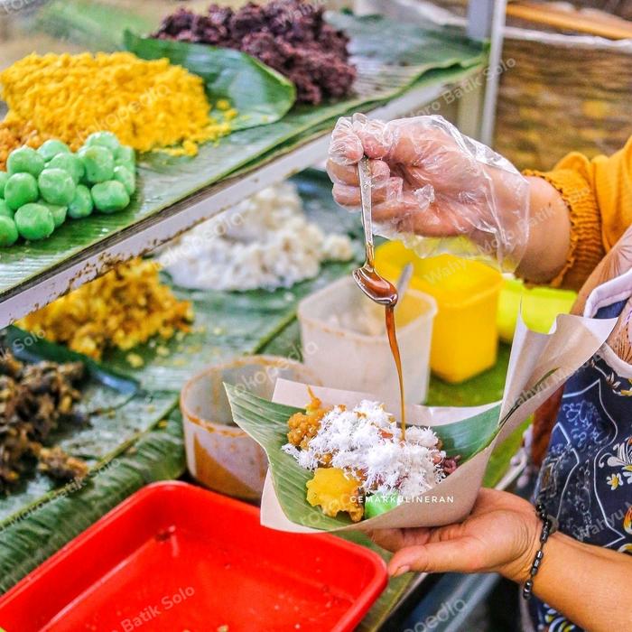 Gambar Lenjongan pasar gede gula cenil manis cemilan oleh - oleh solo os dari Wahyu Moro Batik Solo undefined Tokopedia