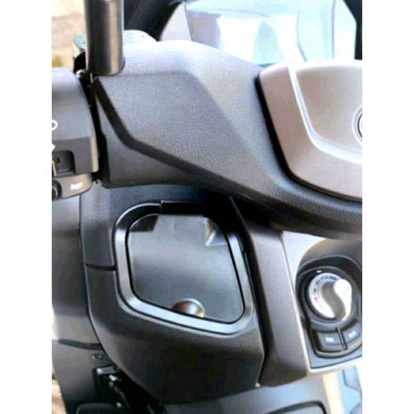 Gambar Tutup dashboard Nmax 2020-2022 Tutup laci nmax 2020-2022 - Laci carbon dari MOTOFREED undefined Tokopedia