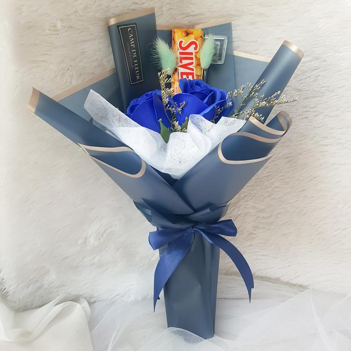 Gambar 2Stems Soap Flower with Silver queen Bouquet Buket Bunga Sabun - Royal Blue dari Camp De Fleur undefined Tokopedia