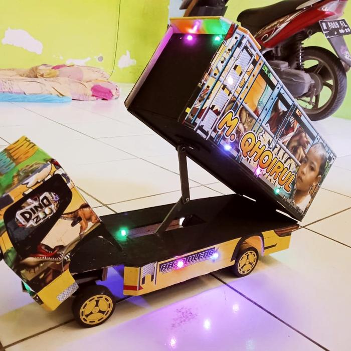 Gambar miniatur truck oleng - jungkit, 0 dari hanbo collection_NEW undefined Tokopedia