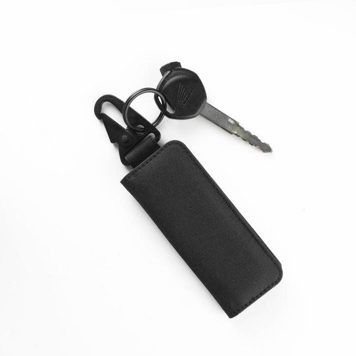 Gambar Gantungan Kunci Mobil Motor Dompet STNK Carabiner Kain Polos - Hitam dari tilurut undefined Tokopedia