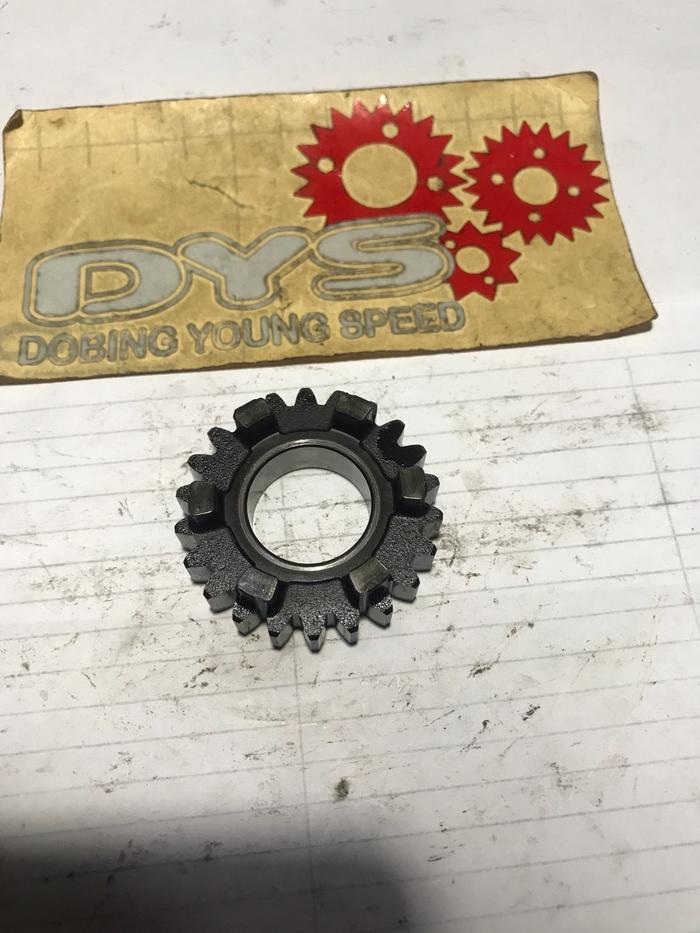 Gambar Gigi gear rasio transmisi 1 2 3 4 Honda Blade new revo absolute 110 - 4 BELAKANG 22T dari DYS BENGKEL MOTOR undefined Tokopedia