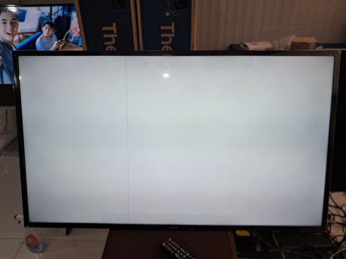 Gambar SAMSUNG 43" T6500 FHD Smart TV 2020 - UA43T6500AK - UNIT 2 FOTO 1 dari Samsung Grade undefined Tokopedia