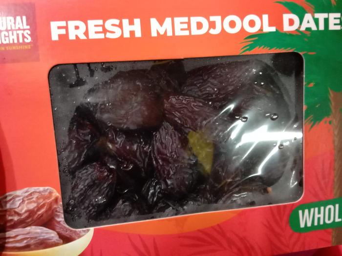 Gambar kurma medjool jumbo bard valley 907gram x Palestina Palestine tunisia - MEDJOL1KG dari Asan Buah Segar undefined Tokopedia