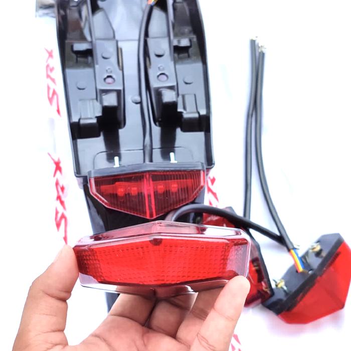 Gambar Stoplamp Lampu Stop SRX 3 in 1 CRF 150 WR 155 Universal - CRF 150 dari DIRT BIKE CHANNEL ID undefined Tokopedia
