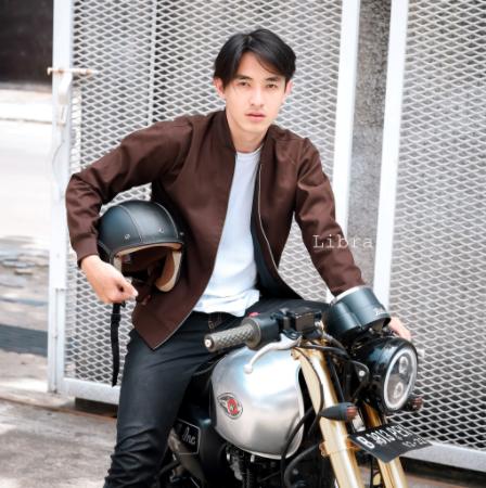 Gambar Libra Jaket Bomber Pria Cowok Dewasa Kanvas Keren Viral Distro Terbaru - Brown, L dari Libra Original undefined Tokopedia
