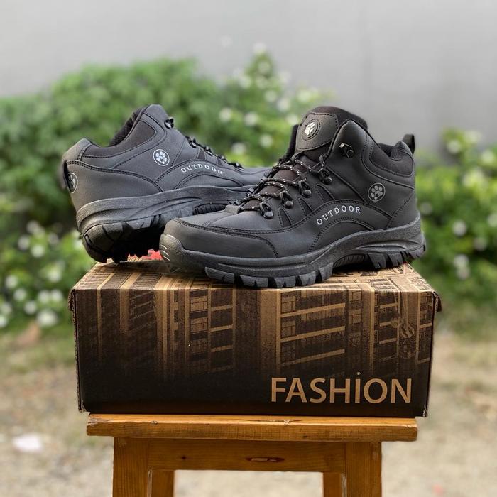 Gambar Sepatu Gunung Pria Arei Original Sepatu Hiking Outdoor Adventure Rei - Black, 43 dari IRPET SPORT undefined Tokopedia