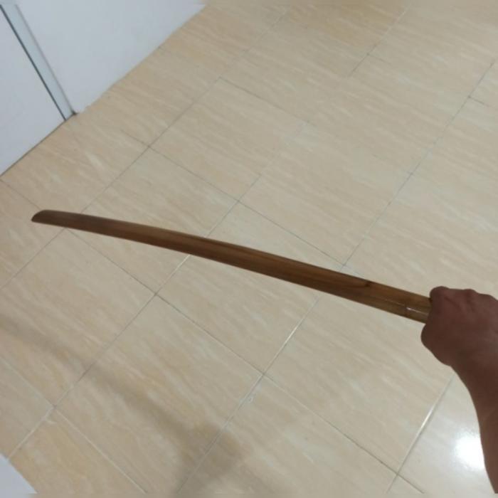 Gambar Mainan Pedang Kayu Jati Murah - Melengkung, 80 CM dari Sowan Jati undefined Tokopedia