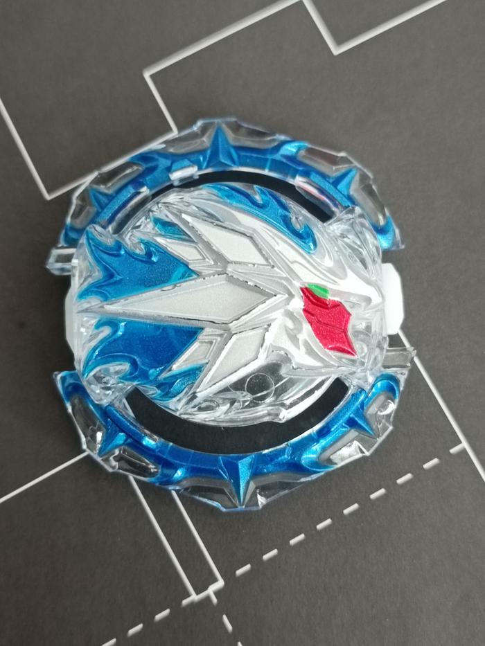 Gambar Beyblade Burst DB - Core Chip Helios dari Leandsustore undefined Tokopedia
