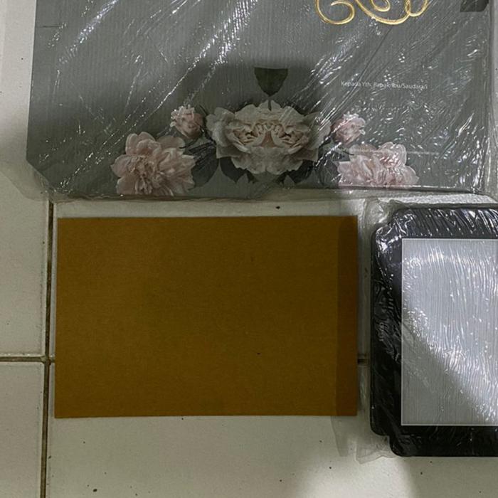 Gambar Board / Karton Coklat Saja / Undangan CR7 Ukuran 13.3X20.3 / 13.3X18.7 - 13.3x20.3 dari Toko Bintang Kasih Kota Pasuruan Tokopedia