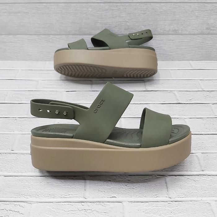 Gambar Sandal CROCS Wanita Brooklyn Low Wedges - Hijau, W9 dari Classy Footwear ID undefined Tokopedia