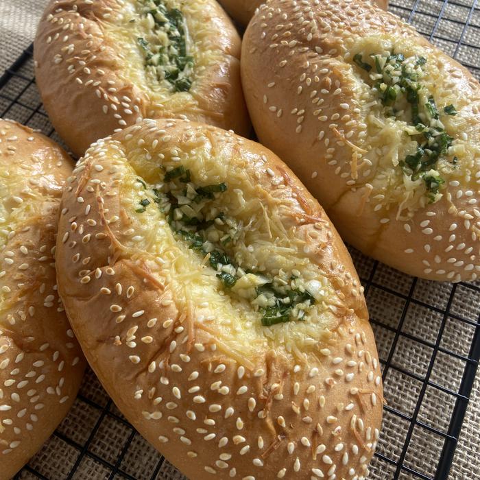 Gambar Cheese Garlic Bread (6pcs) dari Viena bakery undefined Tokopedia
