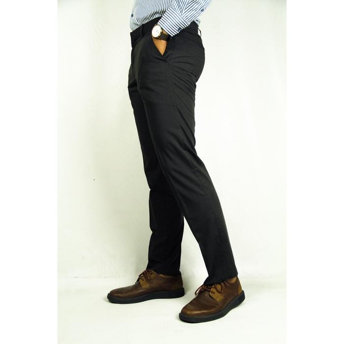 Gambar Celana Panjang Pria Stanley Adams HItam Slim Fit - Bruno Rigari, 31 dari Tiar Life Fashion Style (TLFS) undefined Tokopedia