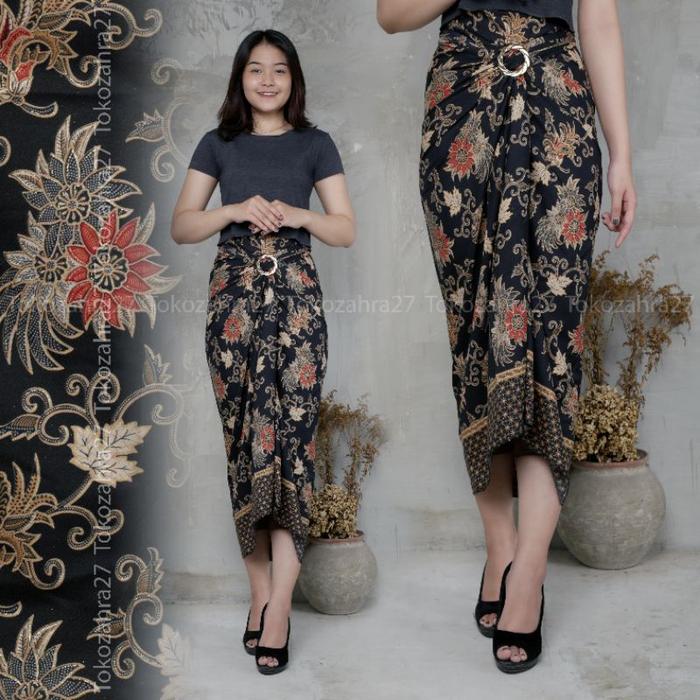 Gambar couple batik keluarga sarimbit batik ayah anak dan ibu kemeja batik - rok lilit, M dari SEPTIANA KEBAYA undefined Tokopedia