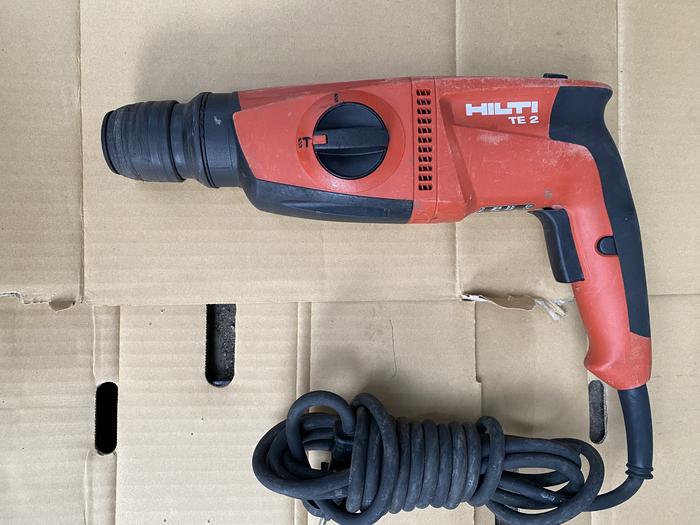 Gambar mesin bor hilti te 2 rotary hammer drill dari Mandiri Merdeka Tehnik undefined Tokopedia