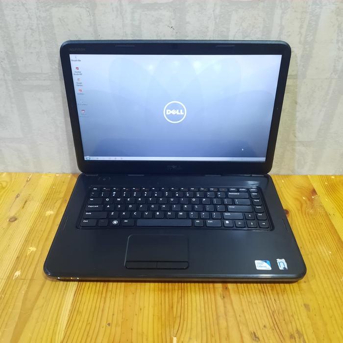 大容量HDD-500G WiFi有 赤色 ノートパソコン 15.6型 デル N5050 中古