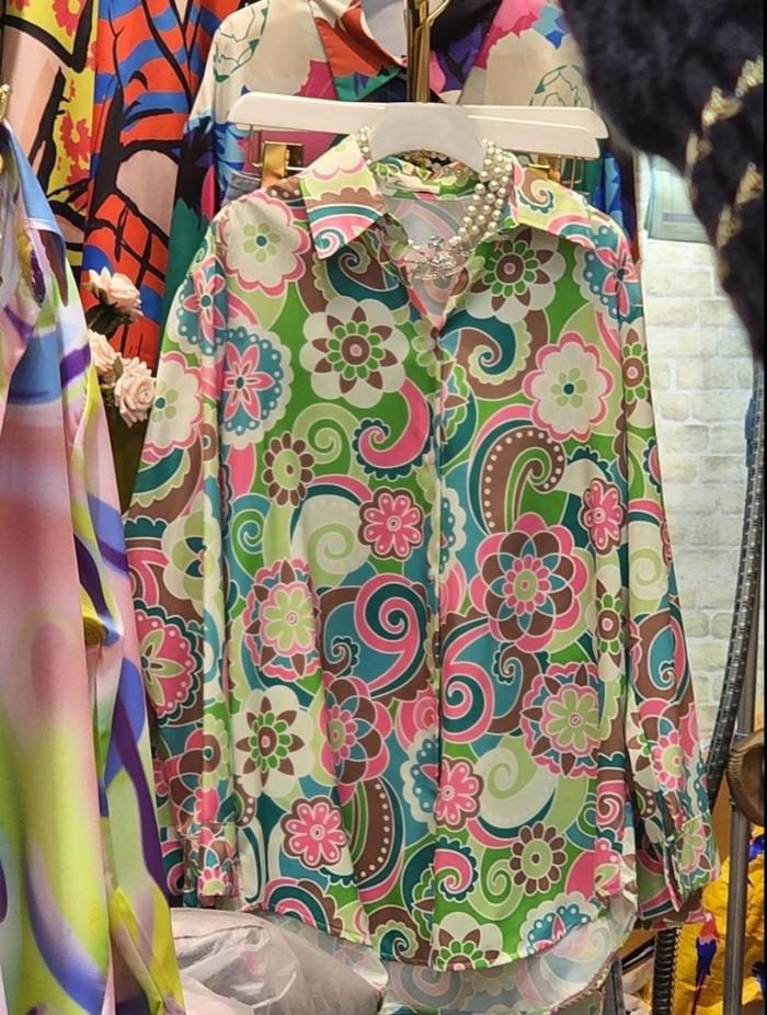 Gambar SJM NANDO KEMEJA IMPORT BKK BANGKOK SATIN SILK PREMIUM TAG FASHION VLT - FLOWERS GREEN, L dari Nando.co undefined Tokopedia