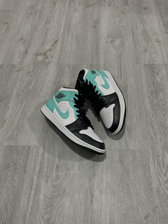 jordan 1 mid igloo island green