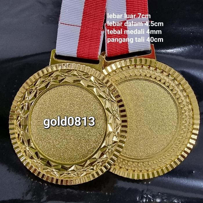 Gambar MEDALI LOGAM TALI MERAH PUTIH - EMAS dari medali dan aksesoris undefined Tokopedia