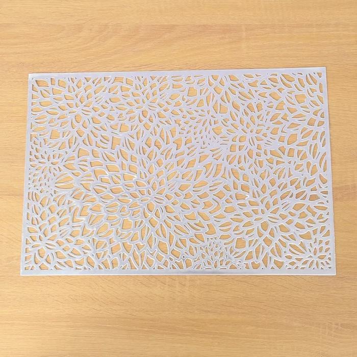 Gambar Placemat PVC / Alas Tatakan Piring Makan PVC Tahan Panas Persegi - Model 8 Silver dari Home Decor Zega undefined Tokopedia
