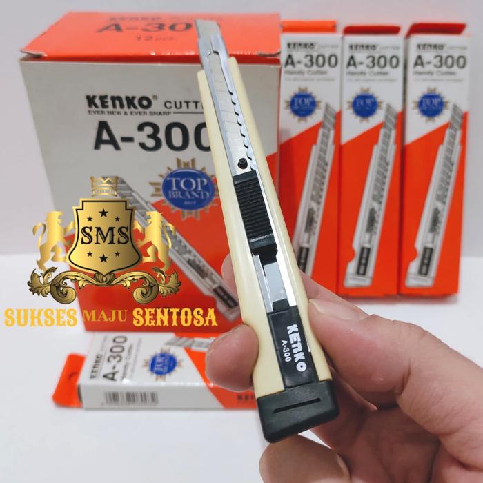 Gambar PISAU CUTTER KENKO KECIL A-300/ALAT PEMOTONG KERTAS KENKO ORIGINAL dari SUKSES MAJU SENTOSA undefined 5 Tokopedia