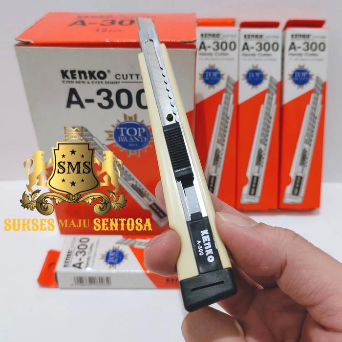 Gambar PISAU CUTTER KENKO BESAR L-500/ALAT PEMOTONG KERTAS KENKO ORIGINAL - KENKO A-300 KCL dari SUKSES MAJU SENTOSA undefined Tokopedia