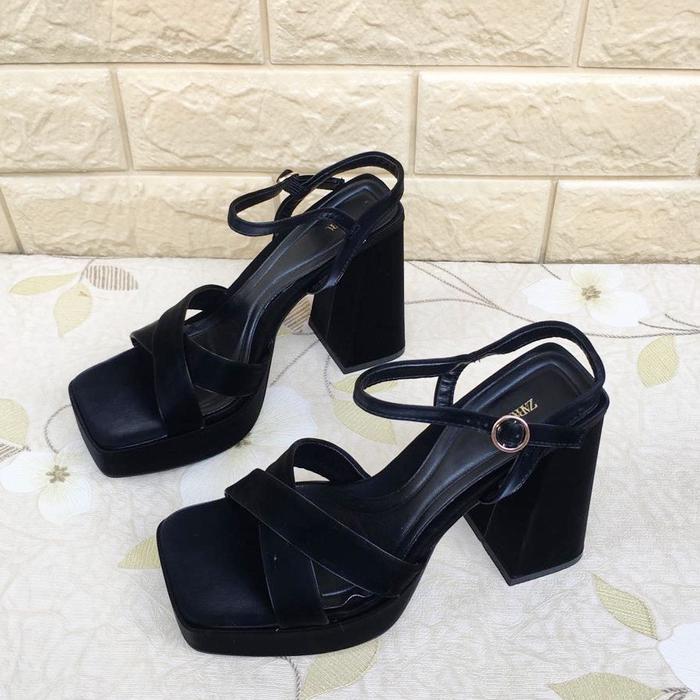 Gambar Sepatu Heels Wanita ZS 171 Platform Sepatu Heels Pesta Wanita - Black Satin, 38 dari Misellia Shoes undefined Tokopedia