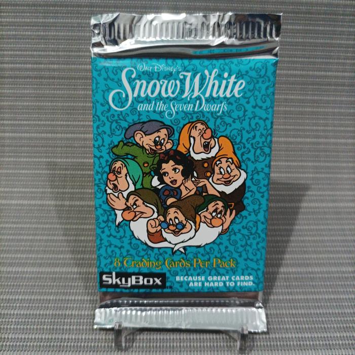 Gambar Skybox 1994 snow white and the seven dwarfs trading card sealed pack dari Blood Axe Toys & Hobbies undefined Tokopedia