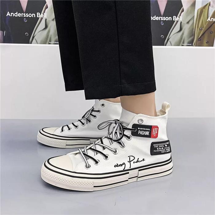 Gambar Sepatu Pria Sneakers Casual High White Import Khamzo Premium - Putih, 41 dari Khamzo-Store undefined Tokopedia