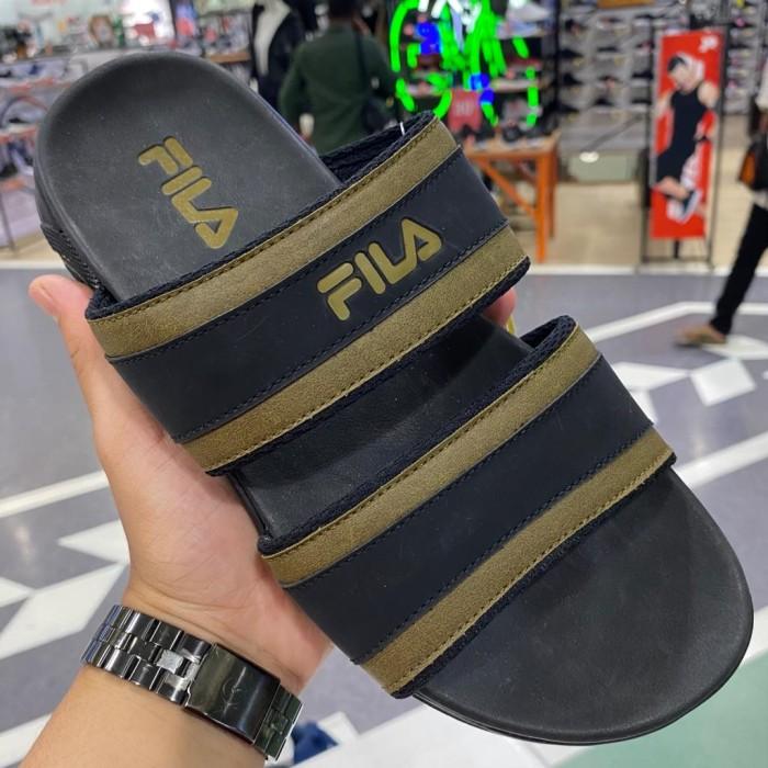 Gambar FILA Sandal slip pria koleksi terbaru best seller - Hitam, 40 dari TDstoree undefined Tokopedia