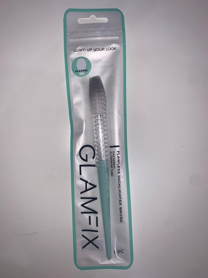 Gambar GLAMFIX - Flawless Brush dari Wabi Sabi Cosmetics undefined 5 Tokopedia