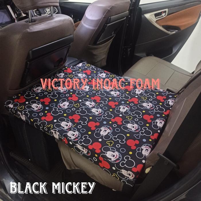 Gambar KASUR MOBIL BUSA INOAC 1/2 JOK D. 23 - MATRAS BAYI (Setengah Jok Mobil) 65cm - Black Mickey, Fullset dari Victory Inoac Foam undefined Tokopedia
